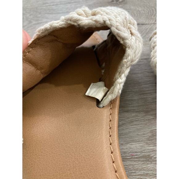 Universal Thread Women's Rosie Woven Slide Sandals Beige Size 8 Casual Spring - Picture 10 of 11